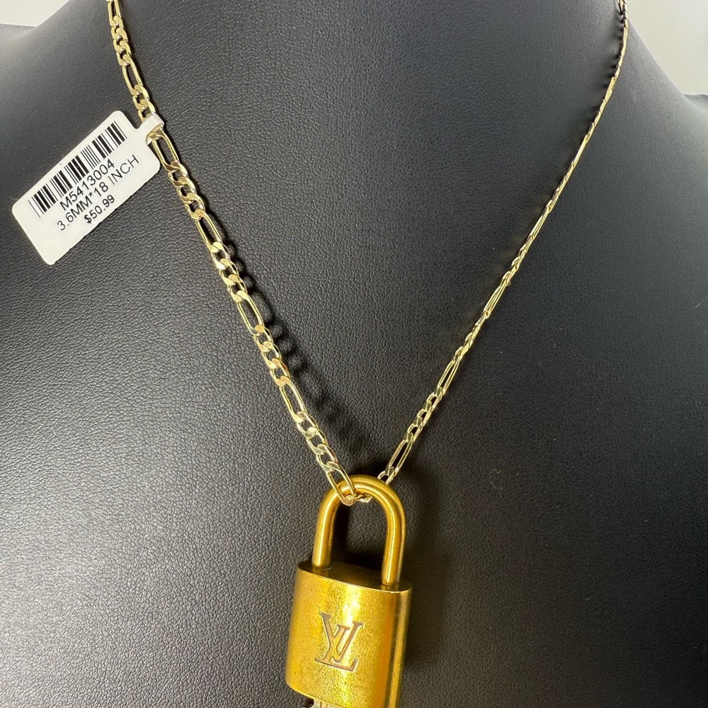 Authentic LV Louis Vuitton Padlock Key #305 w Chain Necklace Pre-Loved Designer - Picture 8 of 9